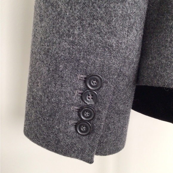 BANANA REPUBLIC Charcoal Grey Single Button Wool Blazer - US 2 - Picture 5 of 7